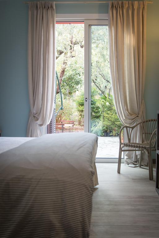 B&B La Dimora Del Garda Sirmione Room photo